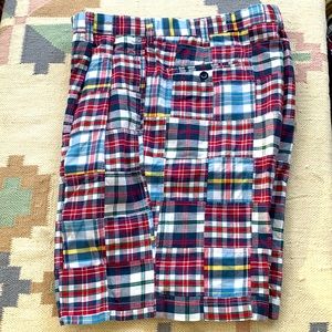 Jos A BanksMadras Shorts Sz 34 Double Pleats
